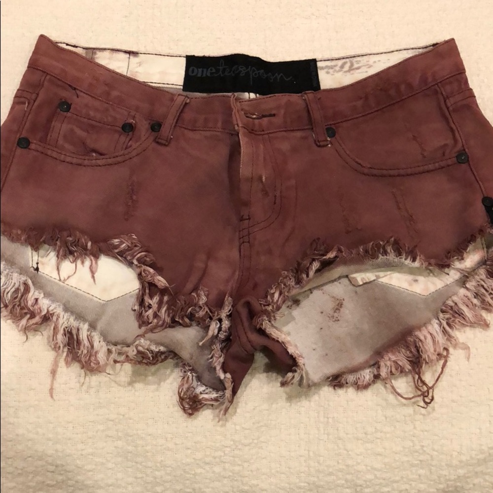 Women’s One Teaspoon distressed denim shorts